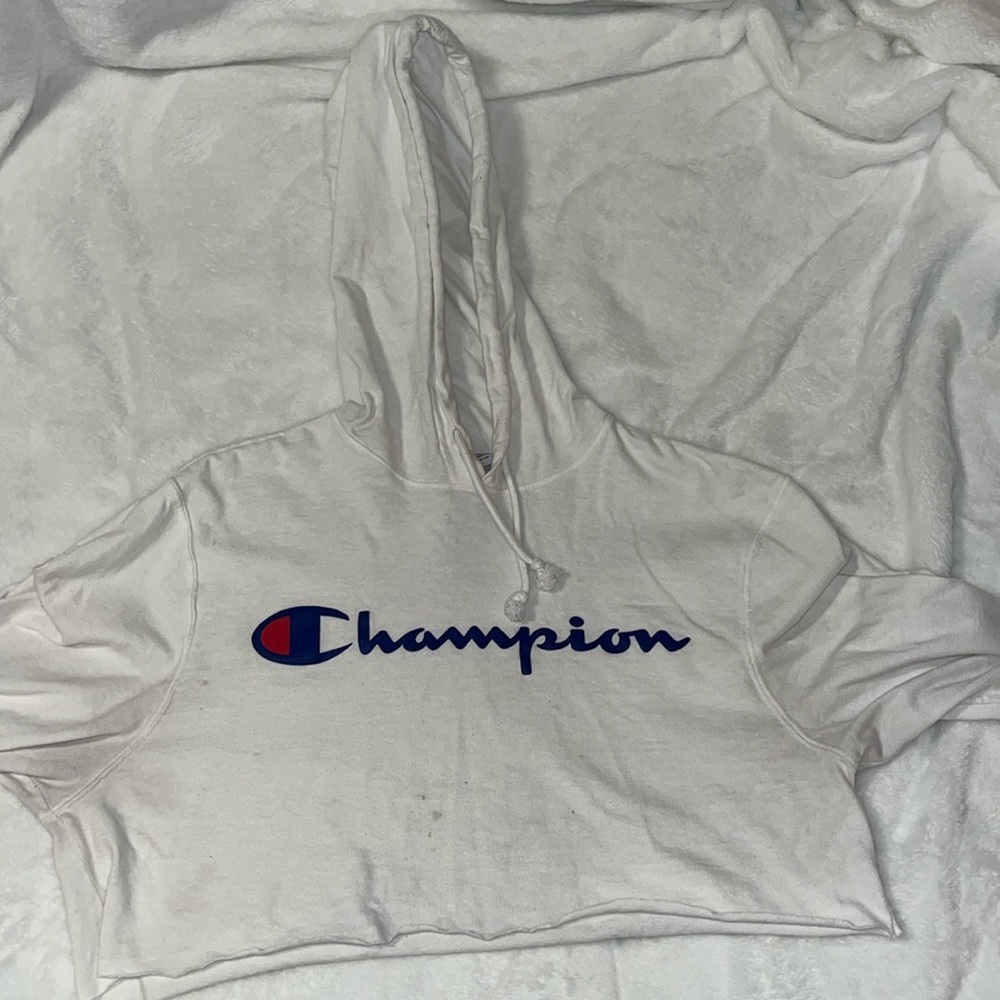 White cropped Champion hoodie